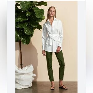 Protagonist 0 Elegant White Tie-Front Blouse